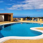 Haus Mit Meerblick By Interhome أذيخي