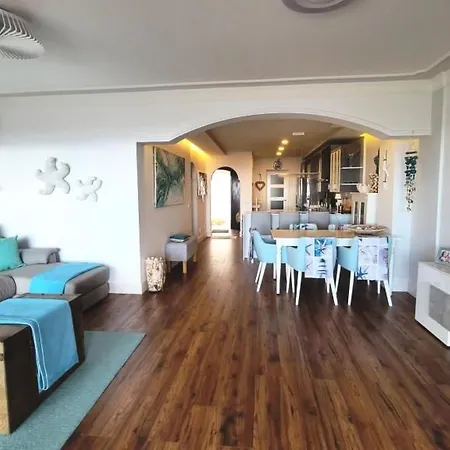 Haus Mit Meerblick By Interhome * Адехе